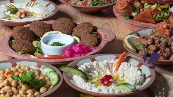 Το "Kammoun" στη Γλυφάδα θα σε μάθει να τρως (και να πίνεις) λιβανέζικα