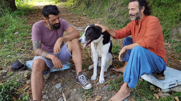 Ο Θανάσης Ευθυμιάδης μας καλεί να αγαπήσουμε τις "Ρίζες" μας