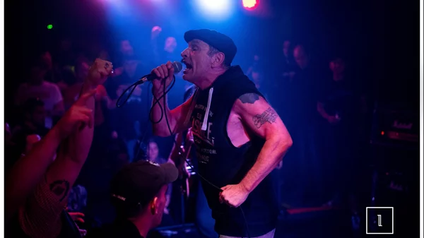 Cockney Rejects: Ενθουσιώδης αποχαιρετισμός στα πρωτοπαλίκαρα του East End, από ένα γεμάτο "An Club"