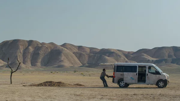 Τζαφάρ Παναχί: Ο θριαμβευτής των Καννών μιλά για το σινεμά, την πολιτική και το "Ένα Απλό Ατύχημα"