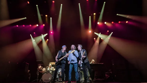 Οι θρυλικοί Deep Purple επιστρέφουν στην Ελλάδα