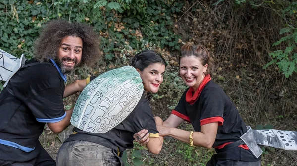 Ο Μικρός Νότος ταξιδεύει τρεις αγαπημένες παραστάσεις των παιδιών σε ανοιχτούς χώρους