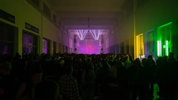 Το Stegi Radio επιστρέφει στη Δημοτική Αγορά Κυψέλης με τους νέους ήχους των ηλεκτρονικών σκηνών της Μεσογείου