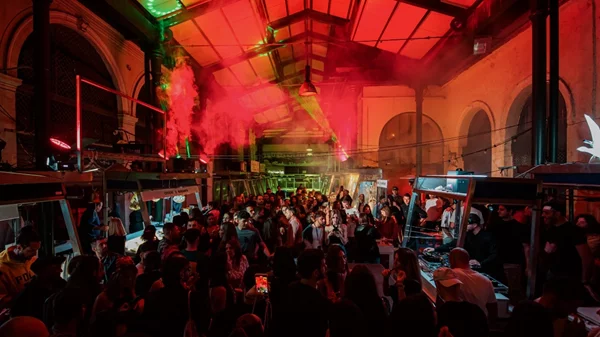 Το "Σymposio" επιστρέφει για να αλλάξει την Βαρβάκειο