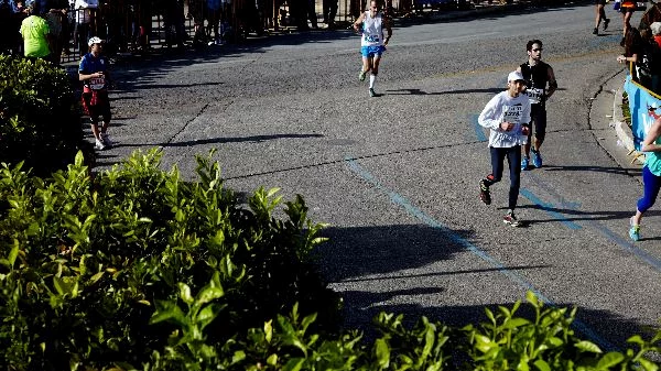 Έναρξη συμμετοχών για τον Ημιμαραθώνιο Αθήνας 2022 της "σχεδία"