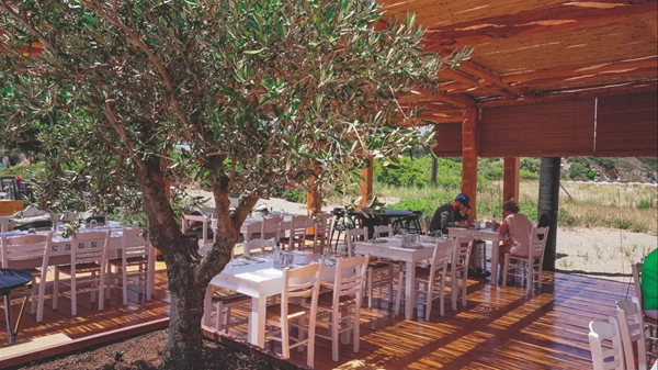 "Ηλιοβασίλεμα", Σύρος