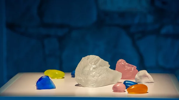 "Keeping Time": Προβληματισμοί για τον χρόνο και την υλικότητα μέσα από μια έκθεση στους Δελφούς