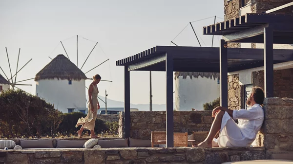 Exclusive Collection by Louis Hotels: Tα Mykonos Theoxenia και Asterion εστιάζουν στο wellness με τις Mindful Weeks