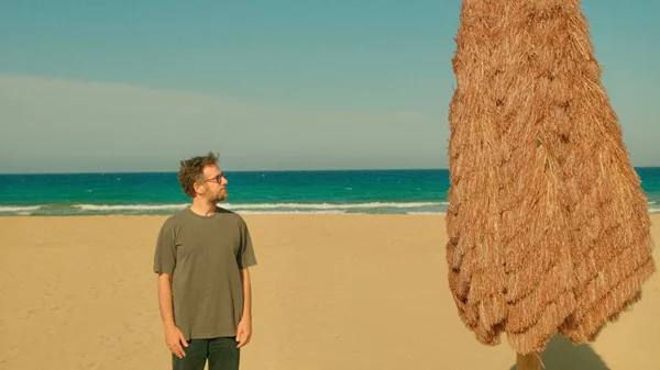 Κωστής Μαραβέγιας: Διπλό ραντεβού στον Κήπο του Μεγάρου