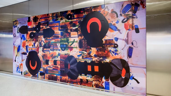 "Inner Life": Η έκθεση της Sonia Ros προσγειώνεται στο Αεροδρόμιο της Αθήνας