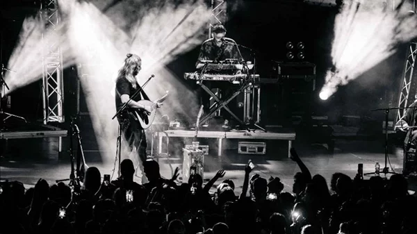 Ο Γιάννης Χαρούλης έρχεται στο Vox παρέα με τους μουσικούς του