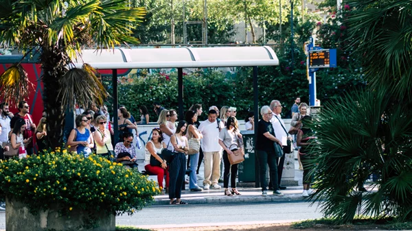 Ο δήμος Ηρακλείου απέκτησε τα πρώτα ηλεκτροκίνητα οχήματα – Πότε θα δούμε ηλεκτρικά λεωφορεία ευρέως στην Αθήνα;