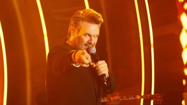 Τελευταίες εμφανίσεις για τον Πάνο Κιάμο στο "Club 22"