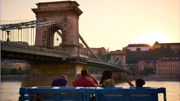 Βουδαπέστη update: Επιμένει ορίτζιναλ