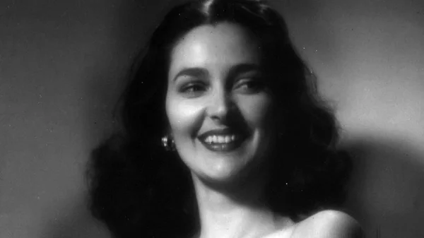 Πέθανε στα 103 της η Στέλλα Γκρέκα