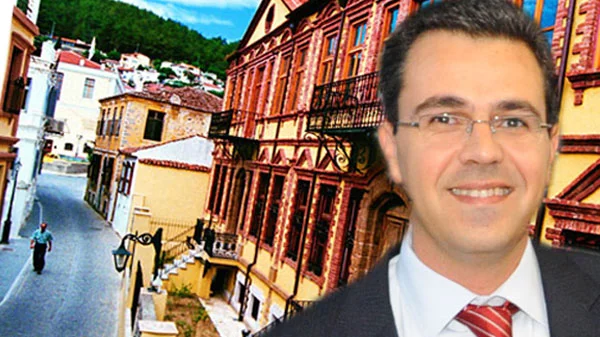 Άκης Καραλιόπουλος