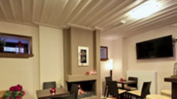 Ξενώνας Τσαρμπού 