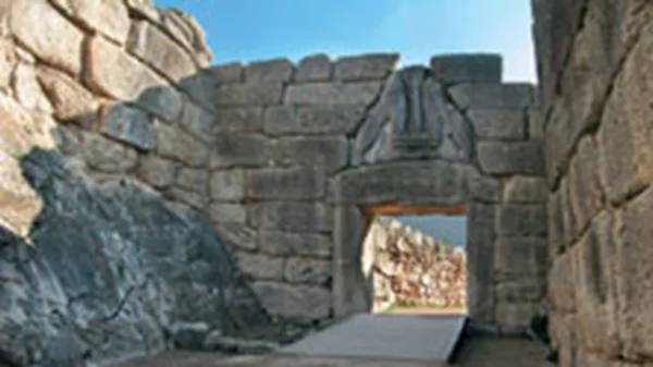 Αρχαιολογικές, κοντινές και ανοιξιάτικες!