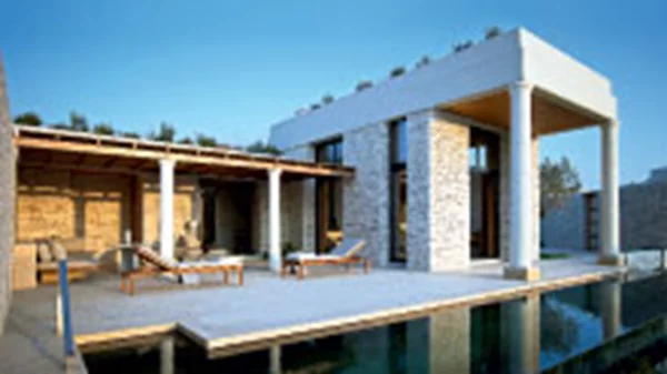 Amanzoe: To opening του καλοκαιριού  