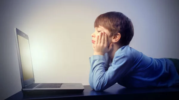 Παιδί και διαδίκτυο: ένας οδηγός για γονείς