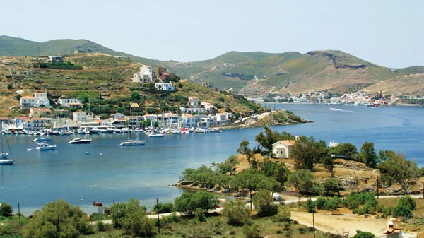 Πήγαμε στην Τζια και γυρίσαμε με νέα  