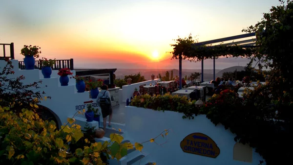 20 ξεχωριστές ταβέρνες των διακοπών 