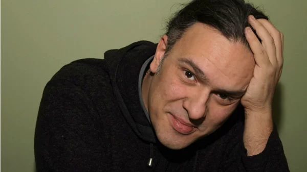 «18 χρόνια δρόμος» με τον Κώστα Λειβαδά