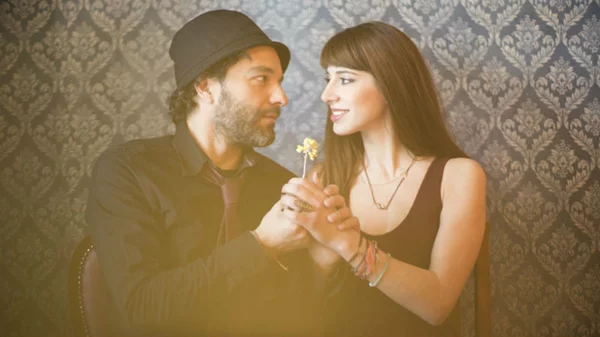 Ο άγιος Βαλεντίνος πηγαίνει σε live