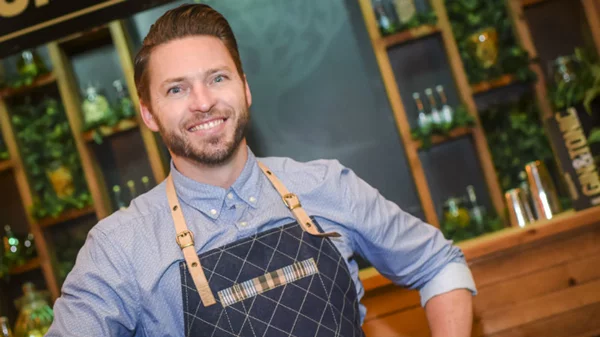 Διακεκριμένα cocktails στο «Mr. Peacock»