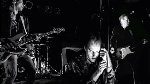 Gang of Four στο "Fuzz"