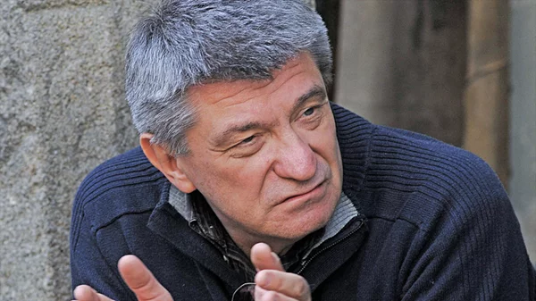 Αλεξάντρ Σοκούροφ: «Ακόμη και οι ηλίθιοι μπορούν να κάνουν σινεμά»   