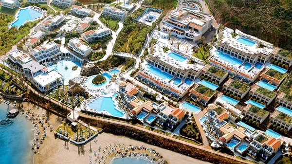 Άφιξη: «Radisson Blu» στην Κρήτη