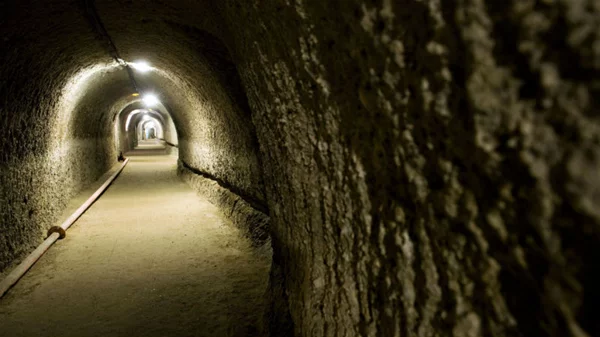 To project «4 Μάη» έρχεται στη Μήλο