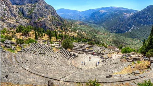 Ποιες προκλήσεις αντιμετωπίζουν οι πόλεις στον δρόμο για την πράσινη και ψηφιακή μετάβαση;