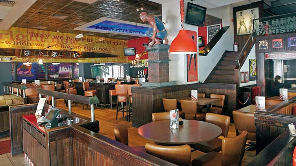 «TGI Fridays»: Μάιος με κτήμα Χατζημιχάλη  