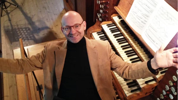 Erland Hilden: Ρεσιτάλ εκκλησιαστικού οργάνου