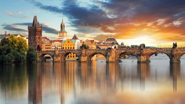 Πράγα: η ιδανική ρομαντική απόδραση 