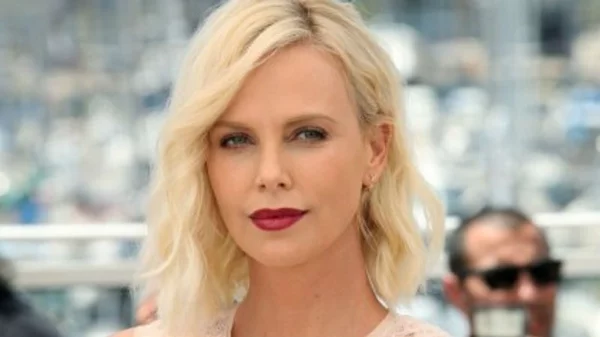 Σαρλίζ Θερόν