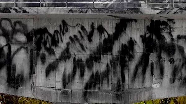 Μια εικαστική «Γέφυρα» από τους KERNEL