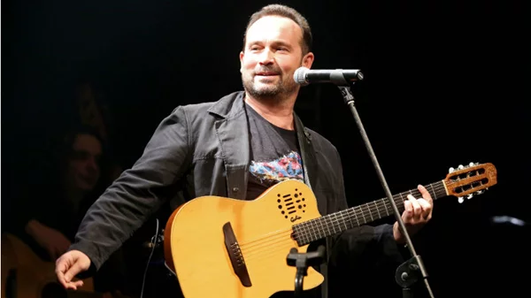 Τελευταία live στον «Ρυθμό Stage»