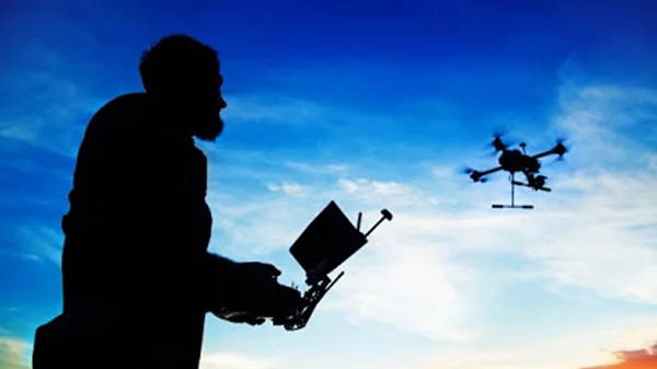 Το 1ο Athens Drone Racing στο Κερατσίνι