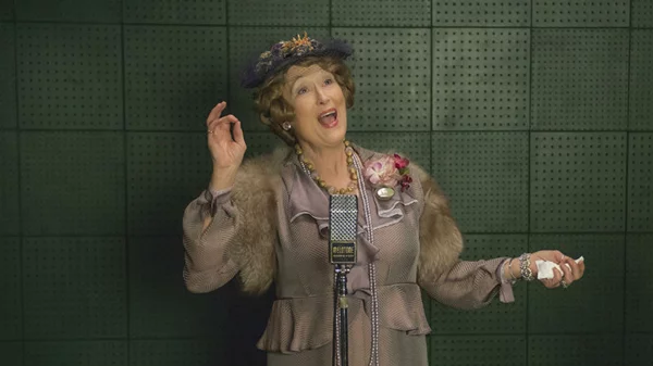 Δείτε την Μέριλ Στριπ στο «Florence: Φάλτσο Σοπράνο» με το αθηνόραμα club