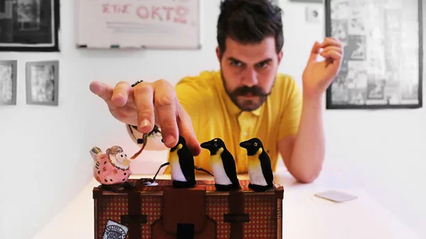 Ο μύθος του Κατακλυσμού με σκιές και φιγούρες