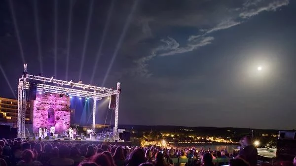 Jazz on the Hill: Πιανιστική μαγεία στη Σάνη