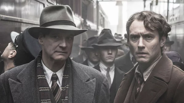 Δείτε τους Τζουντ Λο και Κόλιν Φερθ στο «Ένας Χαρισματικός Άνθρωπος» με το αθηνόραμα club