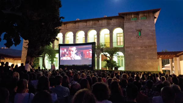 Athens Open Air Film Festival  με αθηνοραματικό χρώμα