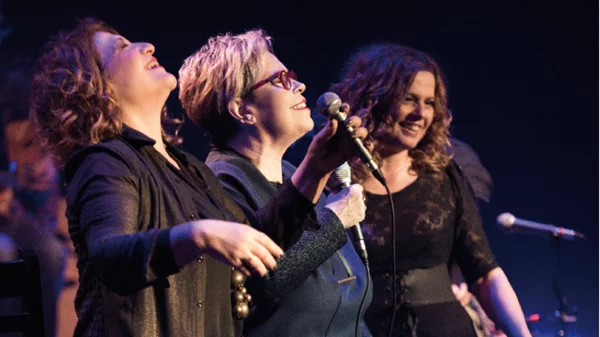 Γαλάνη, Τσαλιγοπούλου, Νέγκα on summer tour