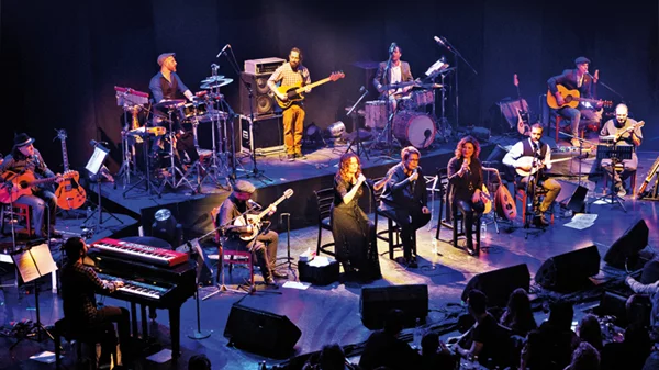 Γαλάνη, Τσαλιγοπούλου, Νέγκα: Ένα γλέντι των αισθήσεων στο Θέατρο Πέτρας