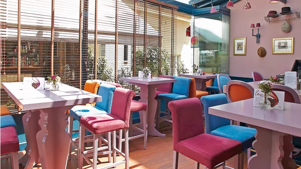 Chapeau: Γευστικές διακοπές... a Paris