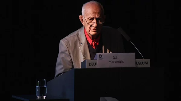 Αφιέρωμα του Αρχείου της ΕΡΤ στον Δημήτρη Μαρωνίτη